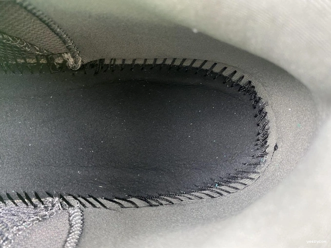 500 Yeezy Adidas GW6373 Granite 0724